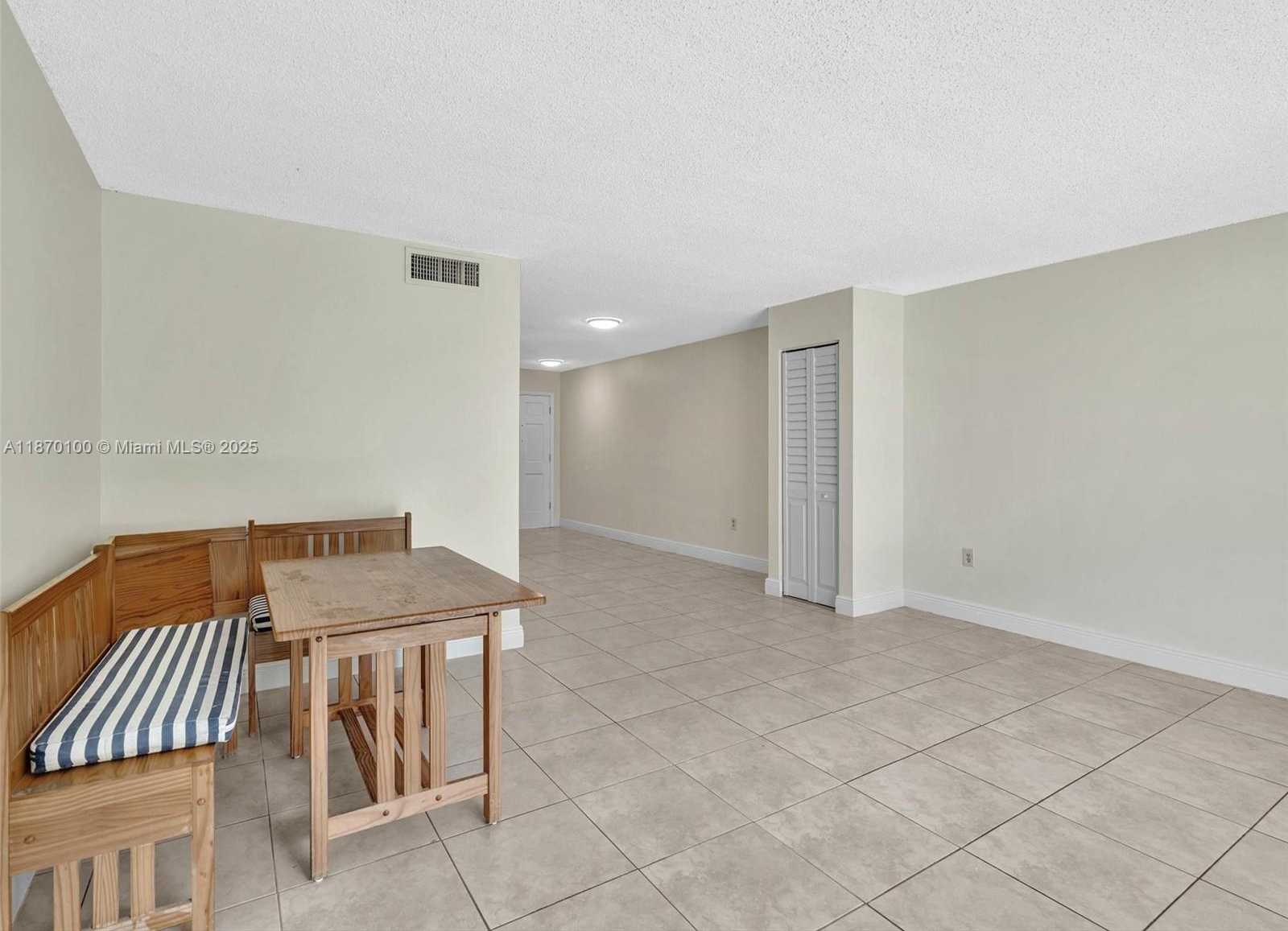 Small Image of 9367 FONTAINEBLEAU BLVD #G104, Miami Number 9