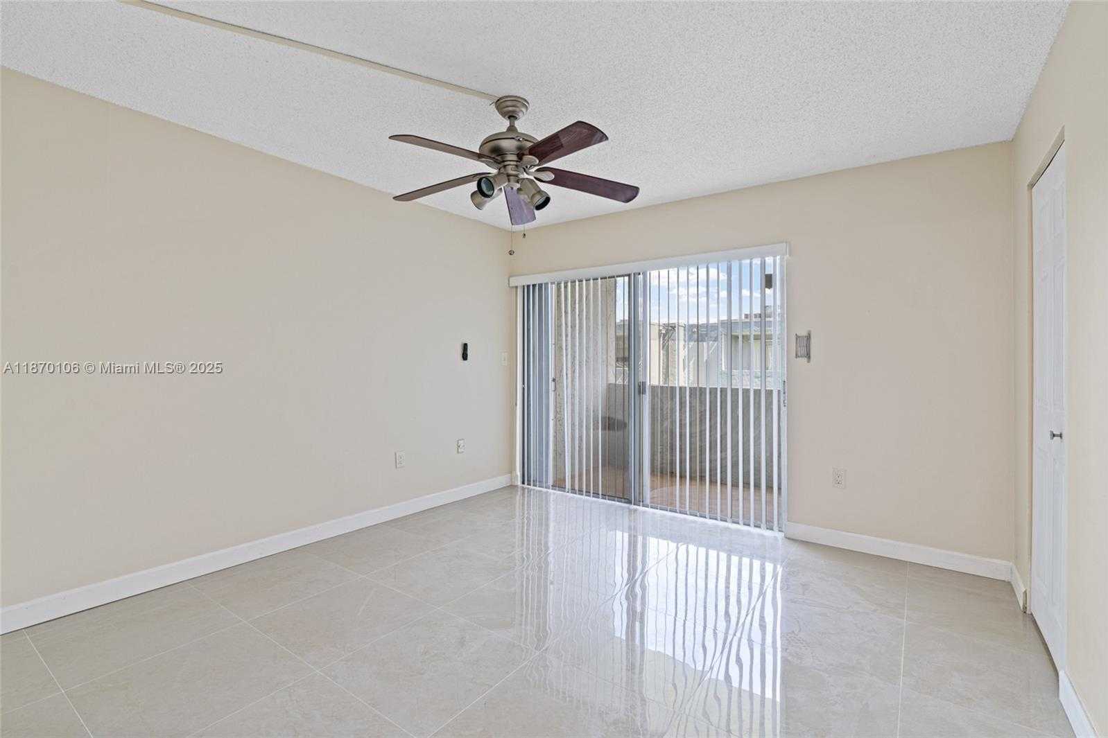 Small Image of 9365 FONTAINEBLEAU BLVD #E225, Miami Number 20