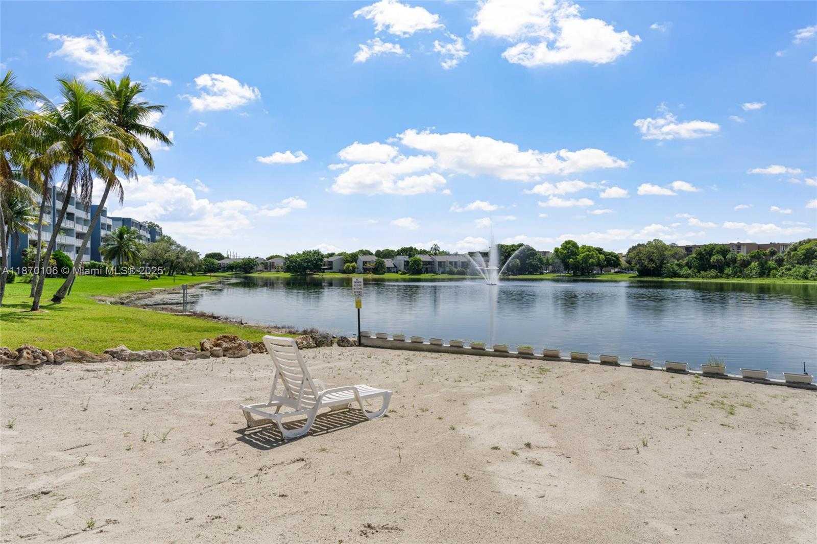Small Image of 9365 FONTAINEBLEAU BLVD #E225, Miami Number 28
