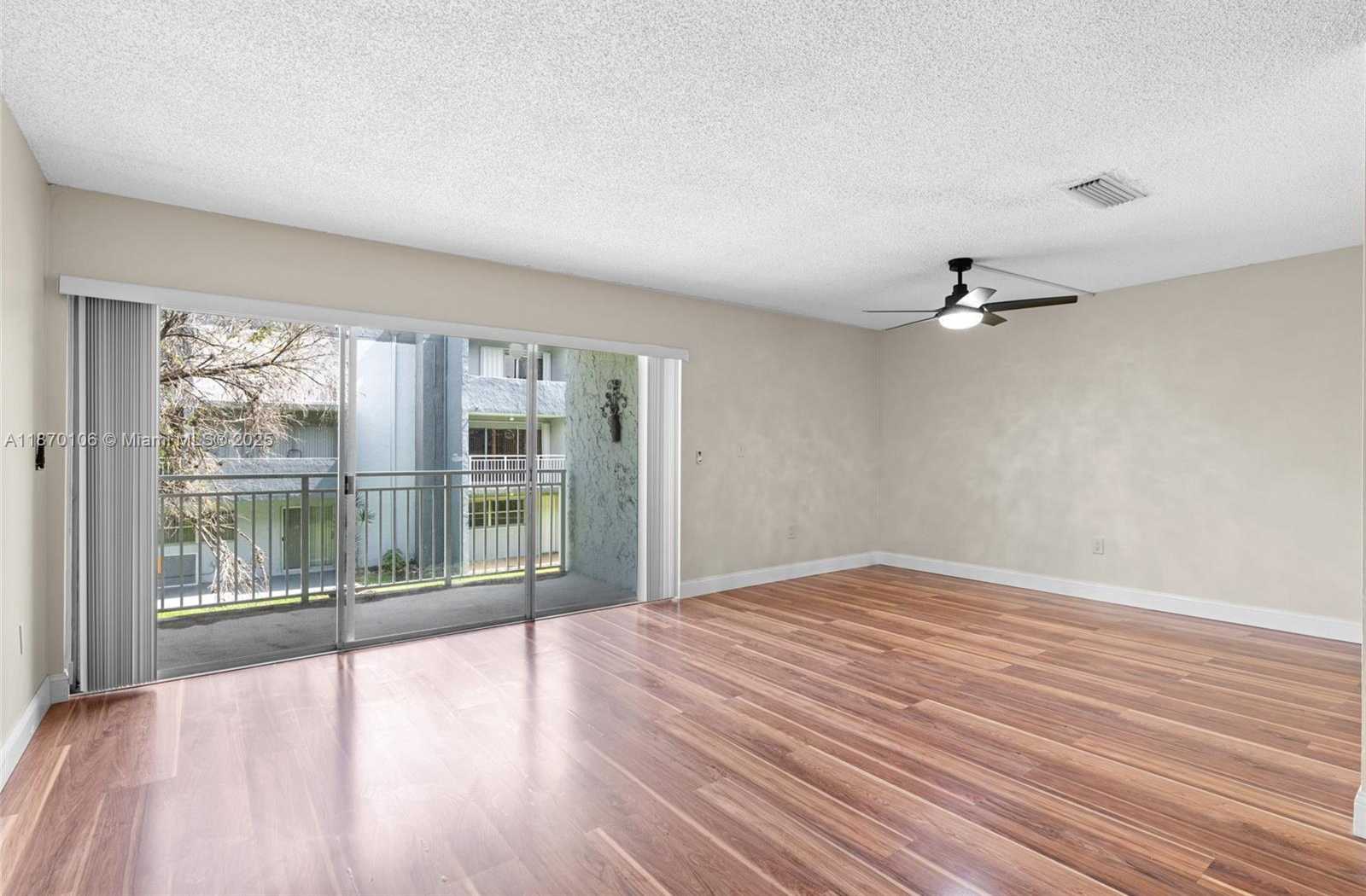 Small Image of 9365 FONTAINEBLEAU BLVD #E225, Miami Number 9