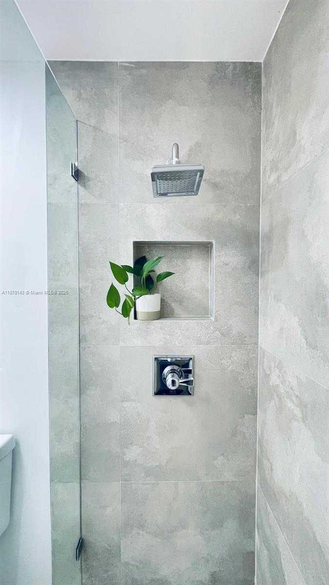 Small Image of 15210 SOUTH WEST 48TH TER #G-83, Miami Number 25