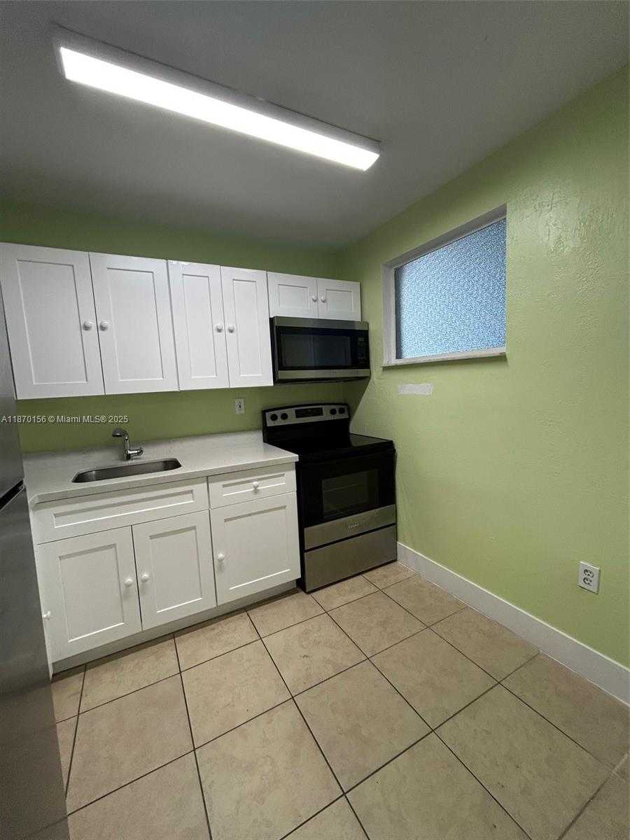 Small Image of 11307 SOUTH WEST 200TH ST #108-B, Miami Number 2