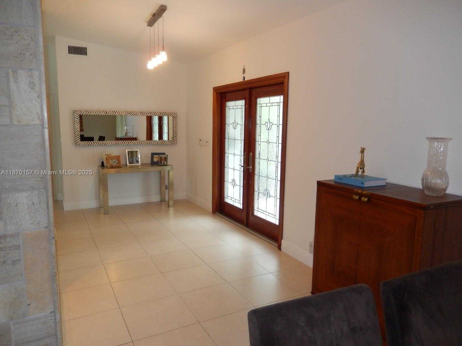 Small Image of 12741 SOUTH WEST 72ND AVE, Pinecrest Number 2