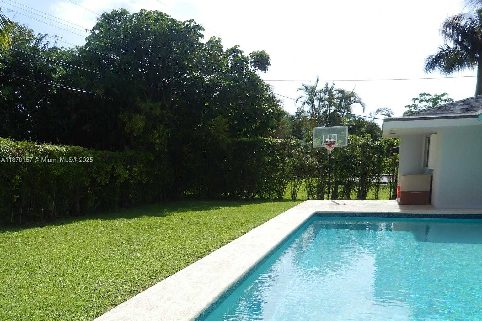 Small Image of 12741 SOUTH WEST 72ND AVE, Pinecrest Number 25