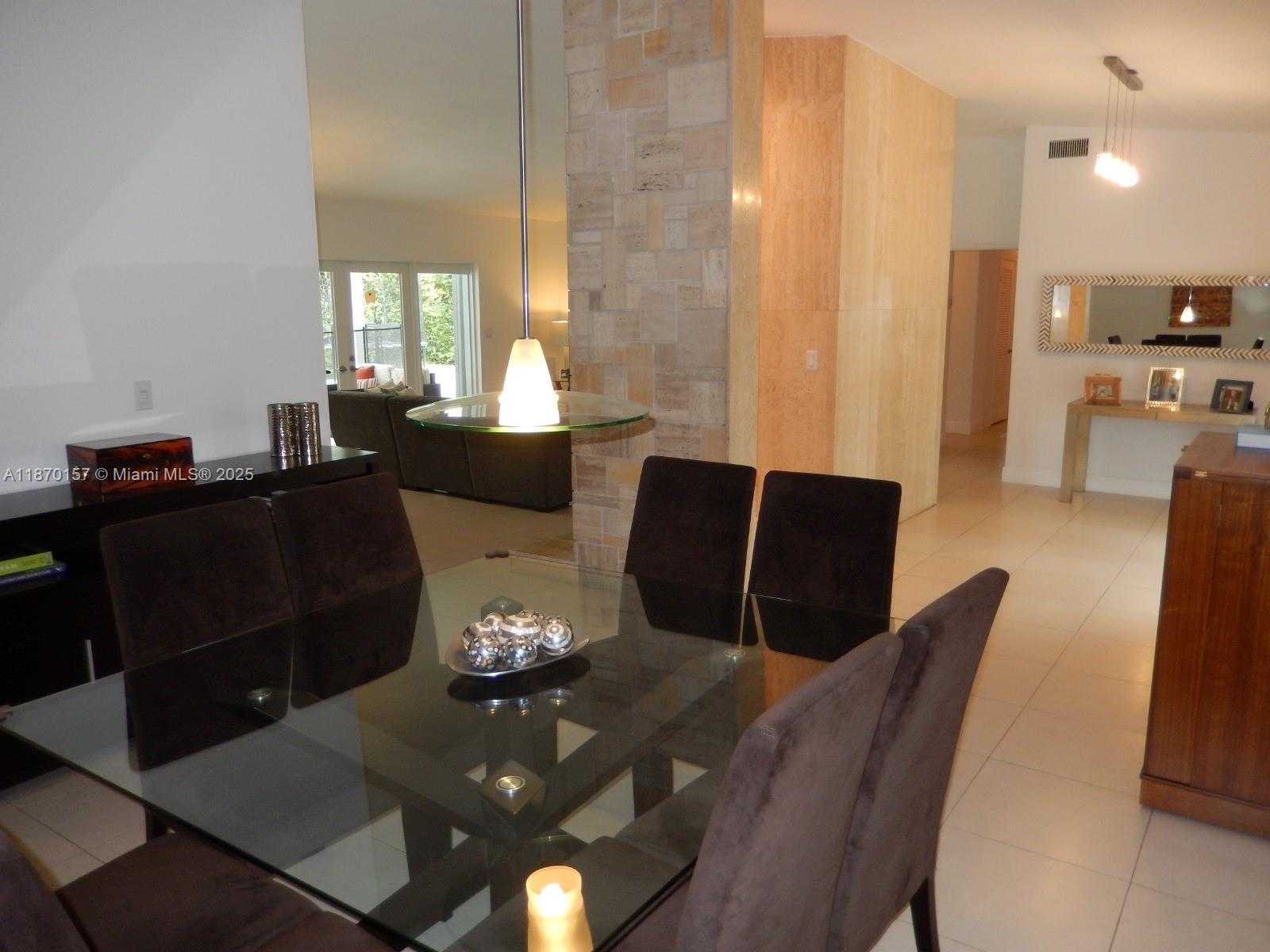 Small Image of 12741 SOUTH WEST 72ND AVE, Pinecrest Number 3