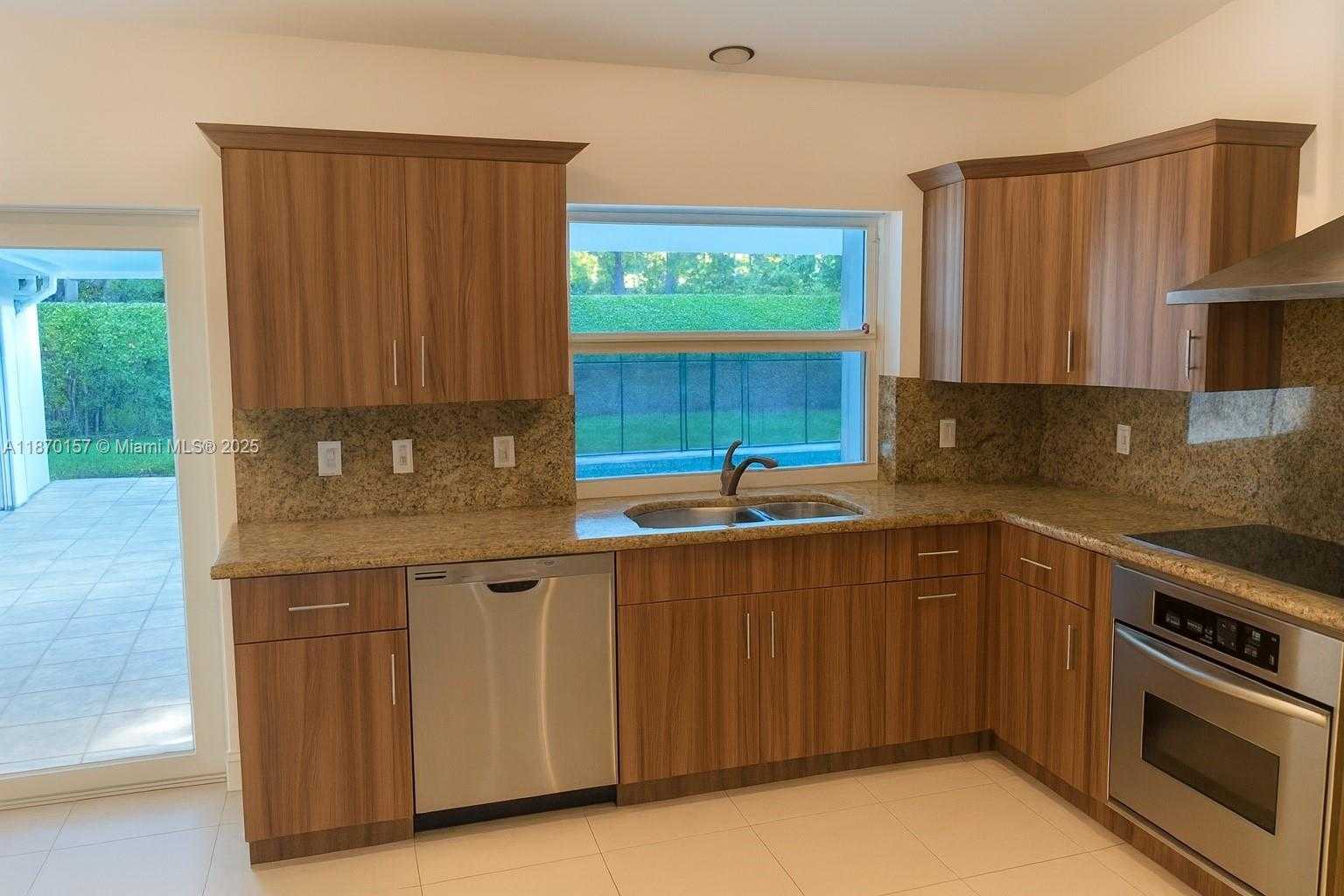 Small Image of 12741 SOUTH WEST 72ND AVE, Pinecrest Number 5