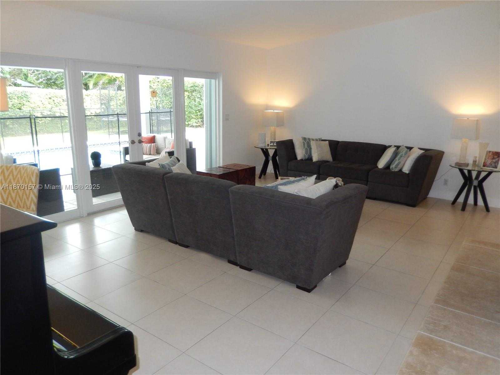 Small Image of 12741 SOUTH WEST 72ND AVE, Pinecrest Number 6