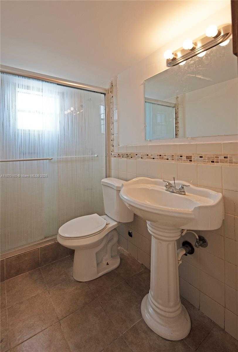 Small Image of 4142 NORTH JEFFERSON AVE #2C, Miami Beach Number 14