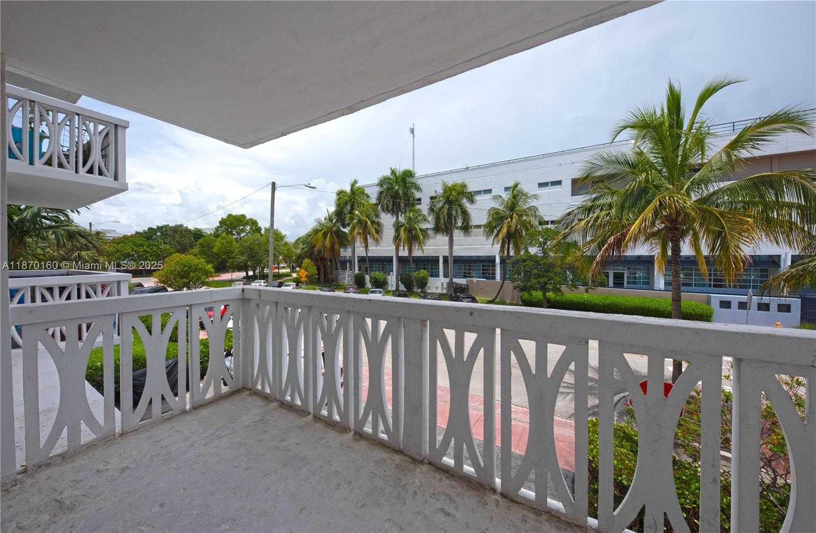 Small Image of 4142 NORTH JEFFERSON AVE #2C, Miami Beach Number 5