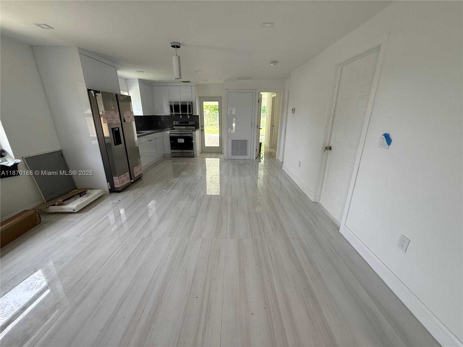 Small Image of 18333 SOUTH WEST 296TH ST #18333, Homestead Number 4