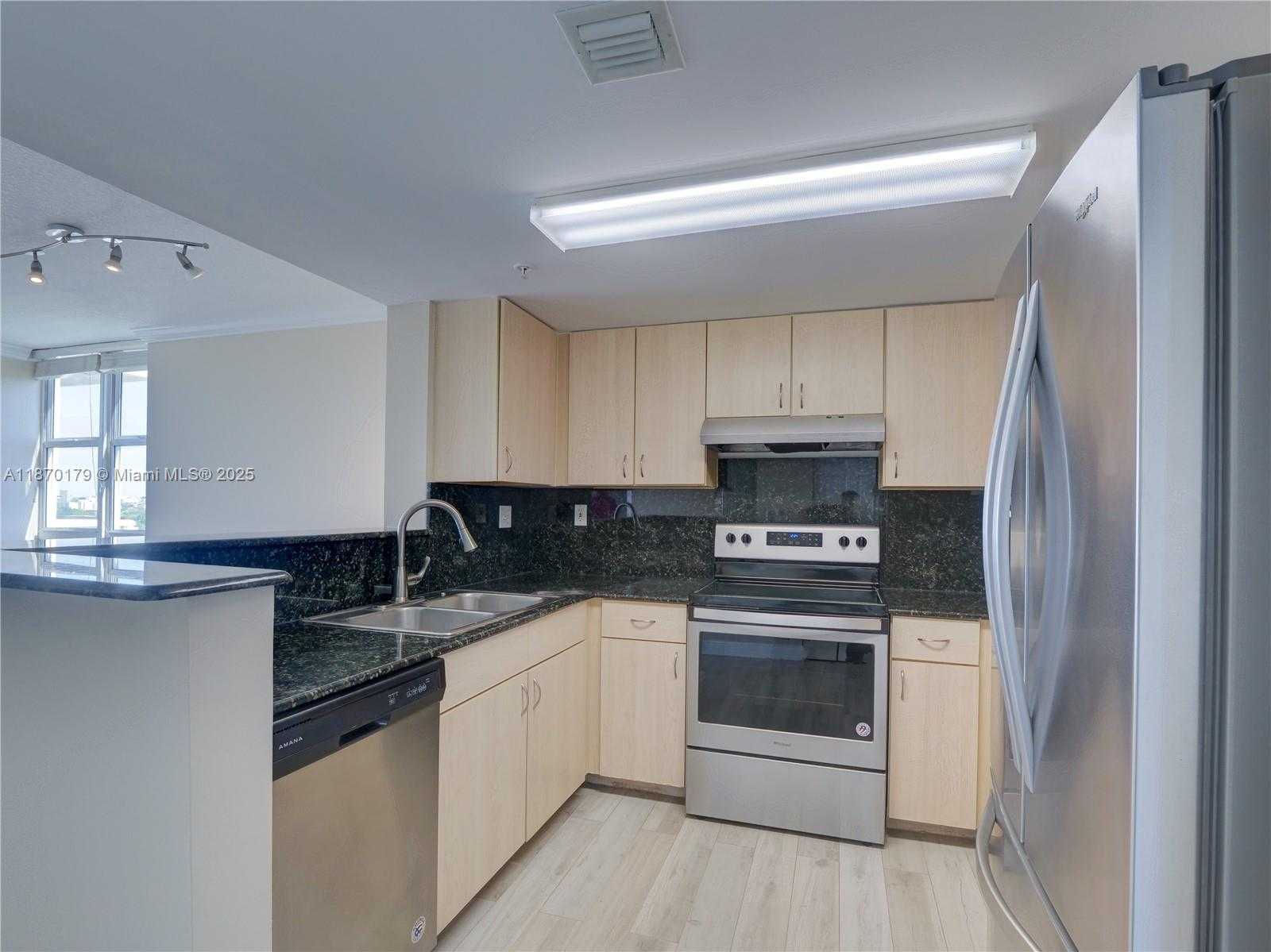 Small Image of 3000 CORAL WAY #1221, Miami Number 15