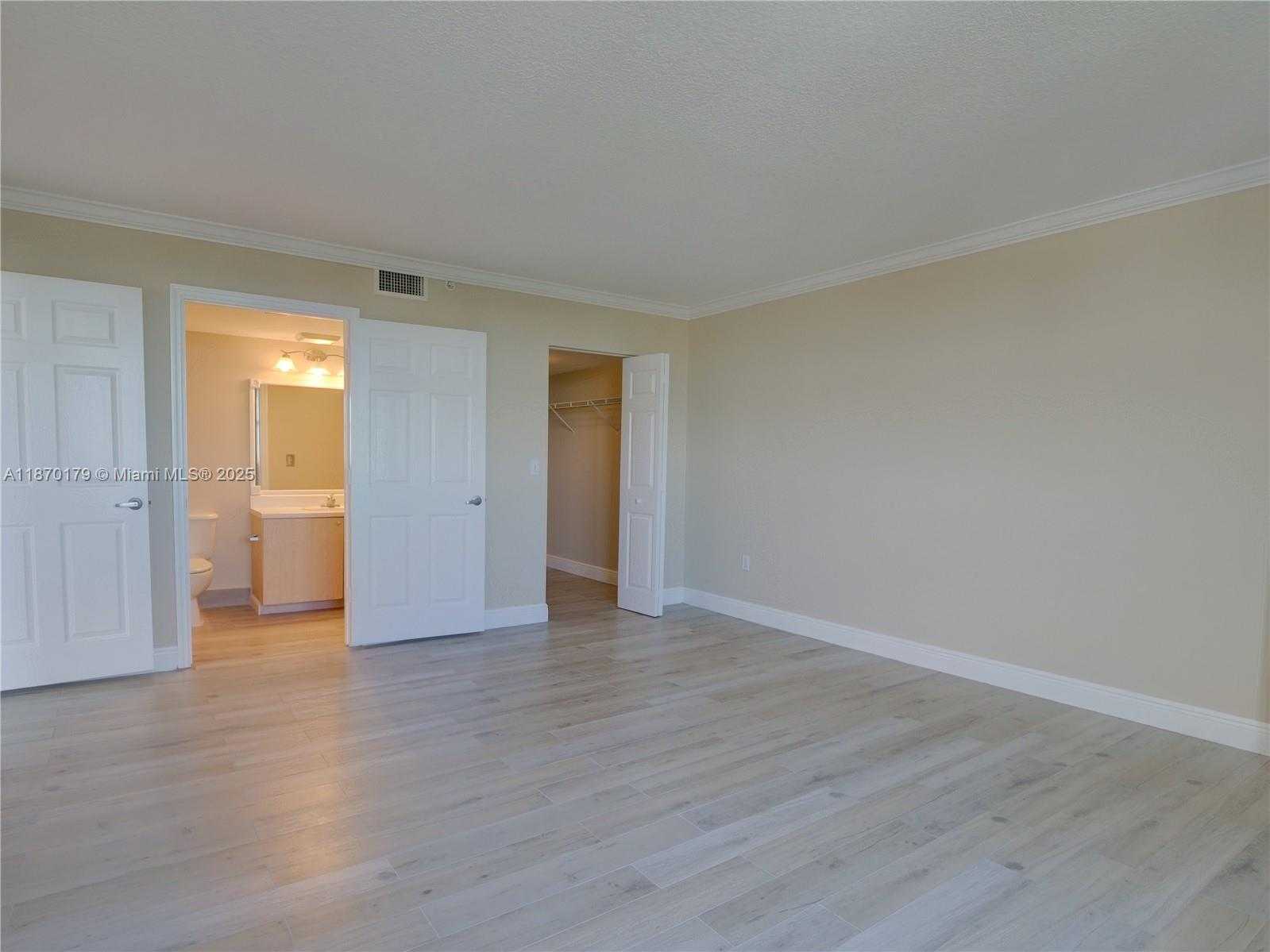 Small Image of 3000 CORAL WAY #1221, Miami Number 17