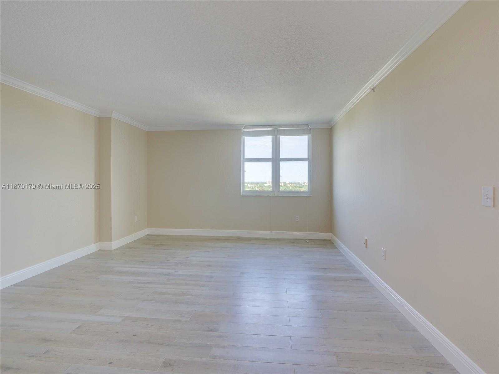 Small Image of 3000 CORAL WAY #1221, Miami Number 5