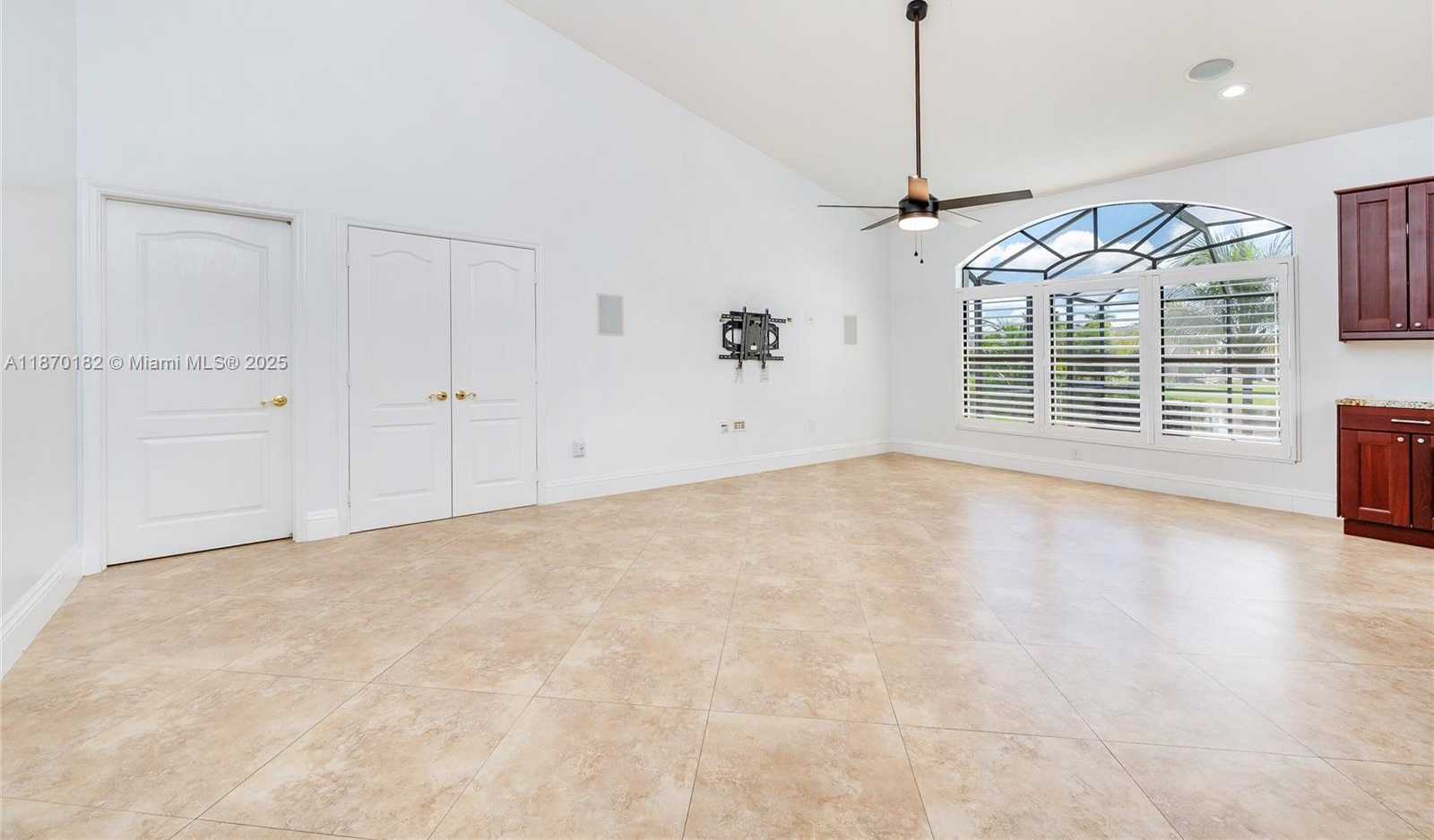 Small Image of 721 NORTH WEST 193RD AVE, Pembroke Pines Number 10