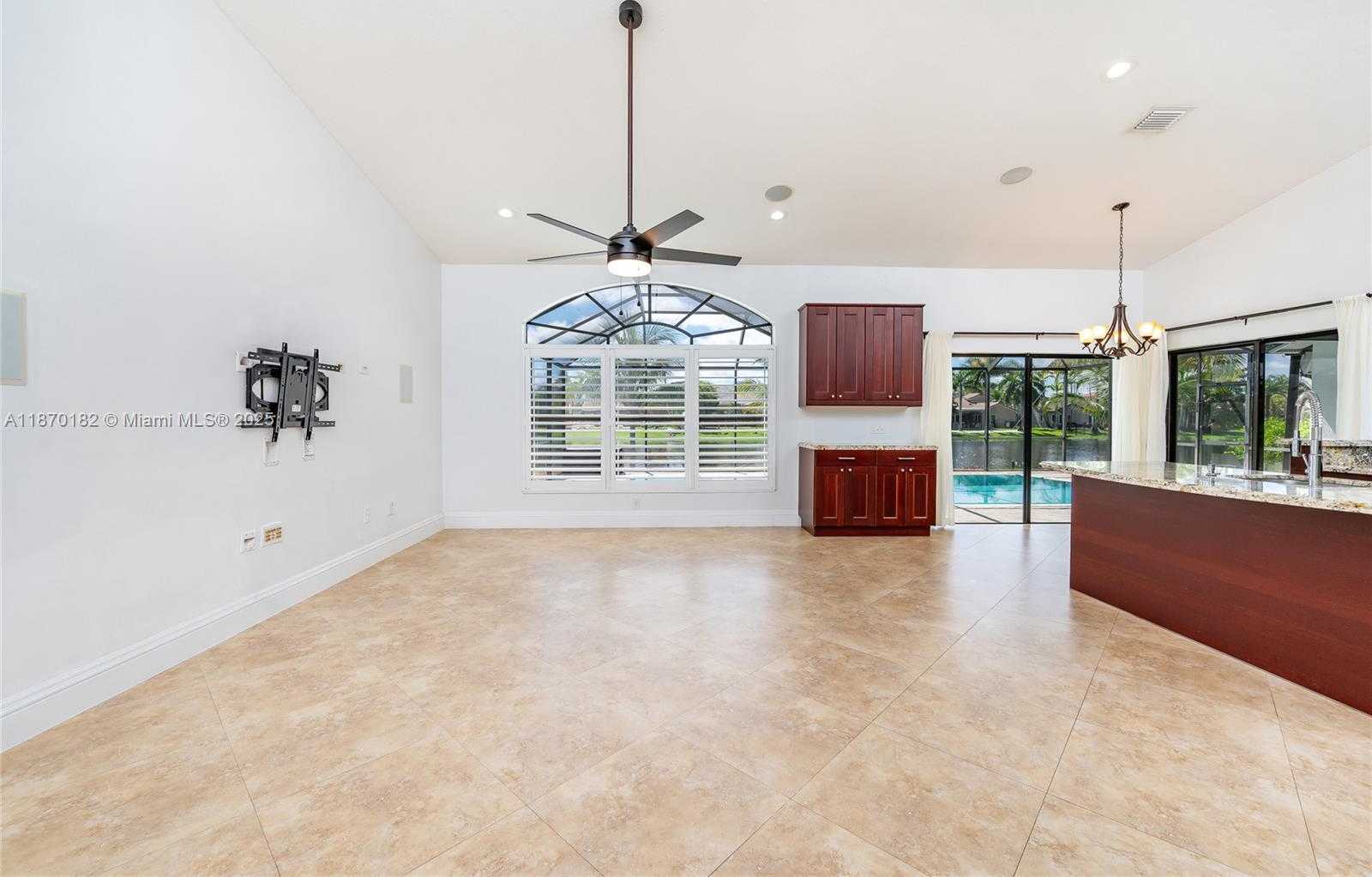 Small Image of 721 NORTH WEST 193RD AVE, Pembroke Pines Number 11