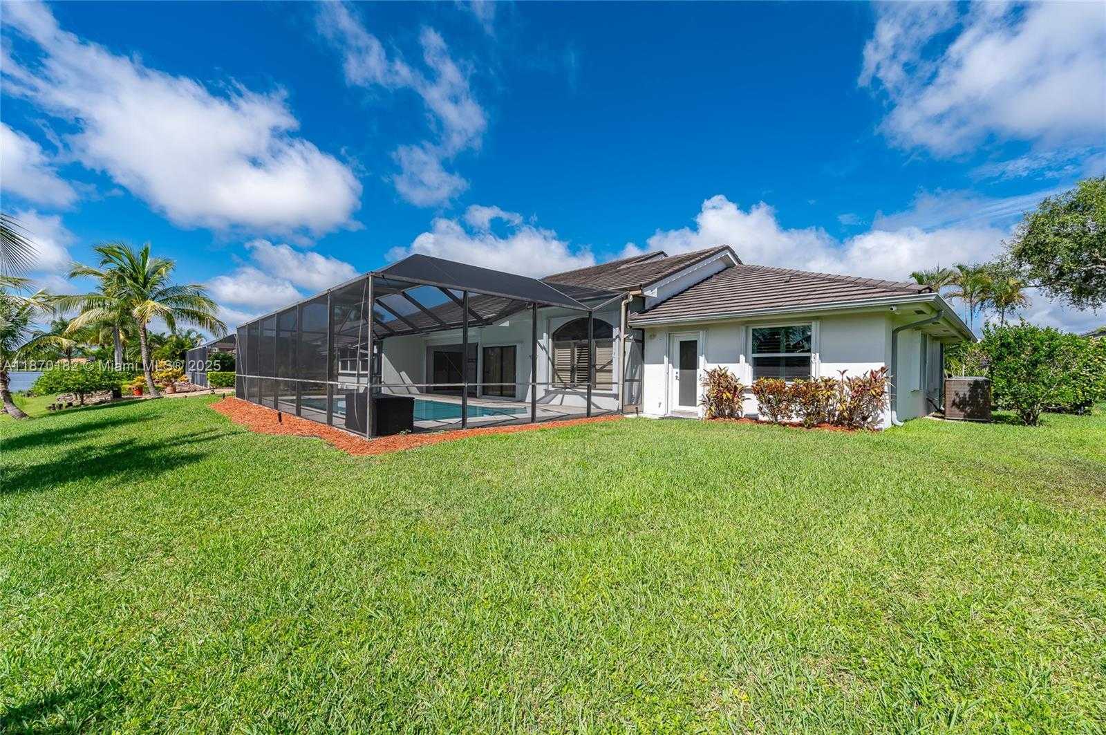 Small Image of 721 NORTH WEST 193RD AVE, Pembroke Pines Number 47