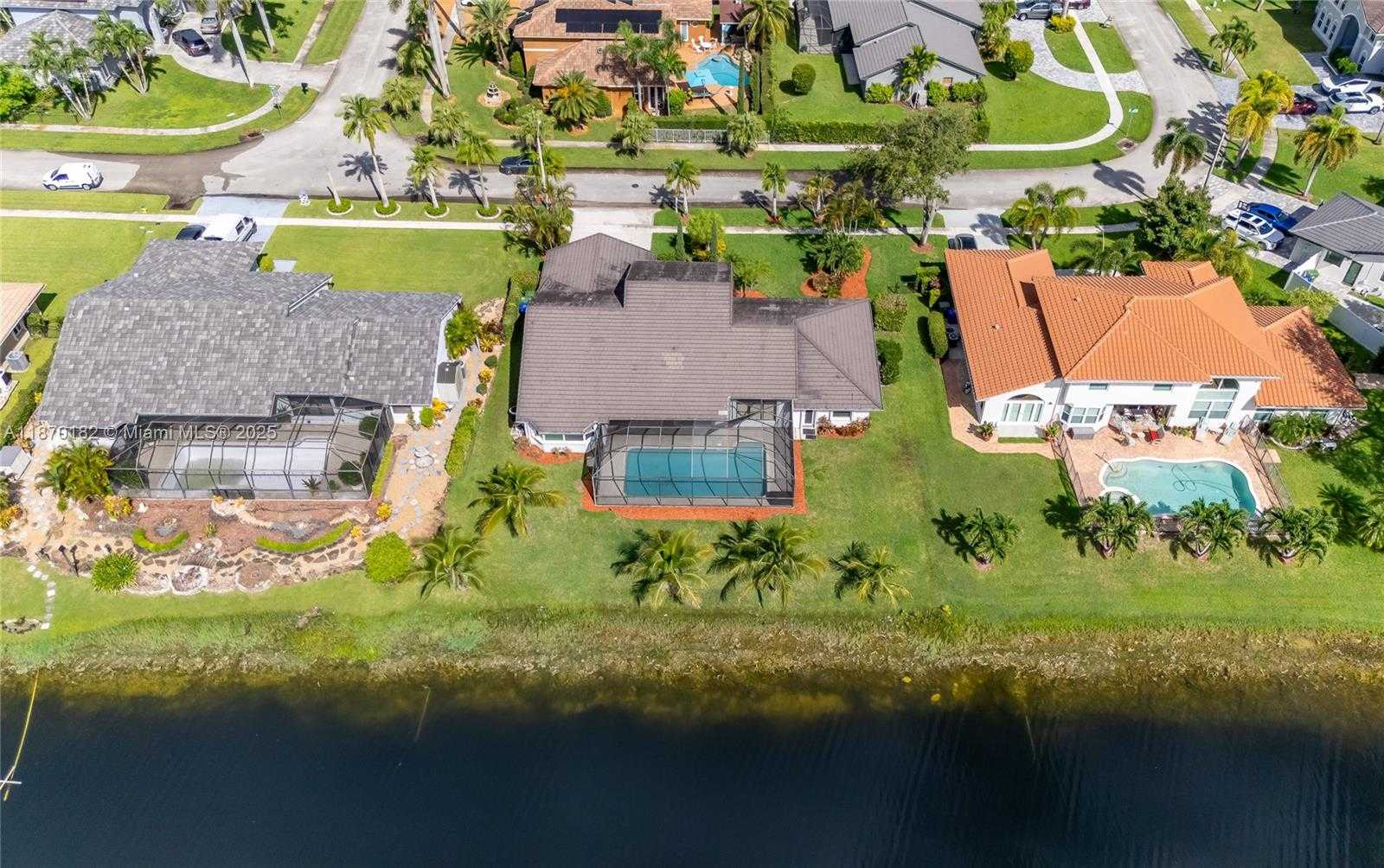 Small Image of 721 NORTH WEST 193RD AVE, Pembroke Pines Number 54
