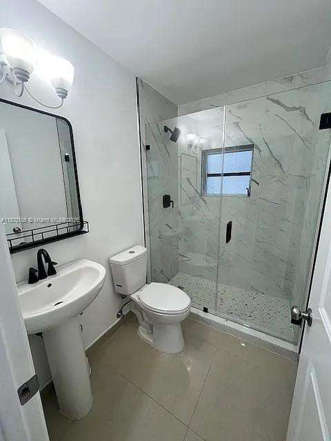 Small Image of 5229 SOUTH WEST 140TH PL, Miami Number 10