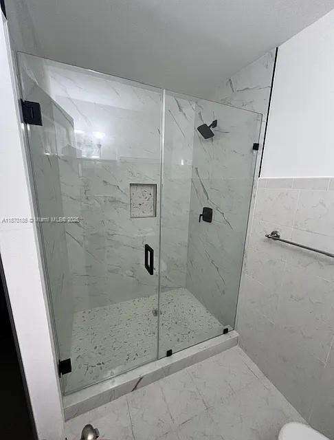 Small Image of 5229 SOUTH WEST 140TH PL, Miami Number 11