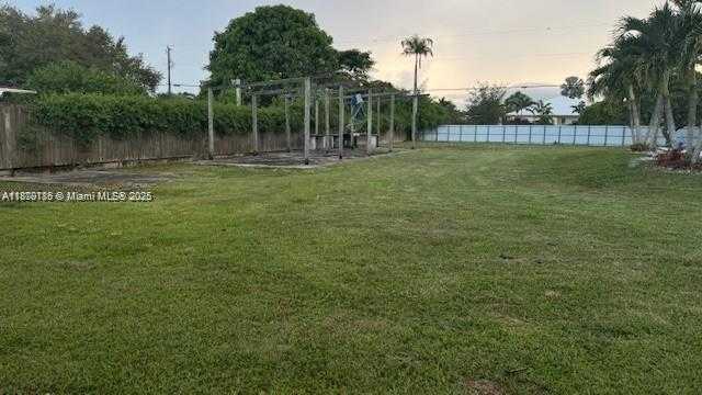 Small Image of 21080 SOUTH WEST 242ND ST, Homestead Number 20