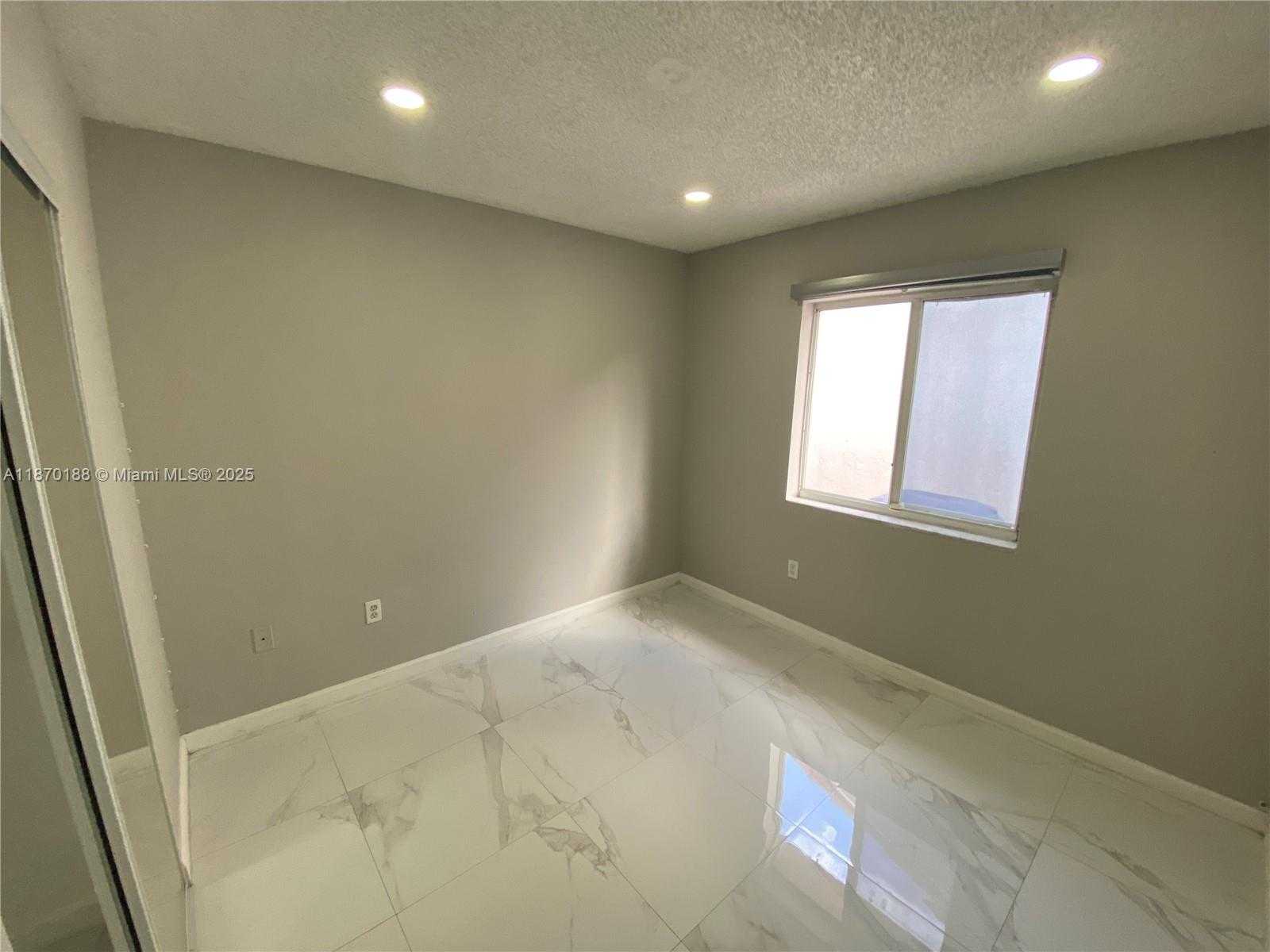 Small Image of 14347 SOUTH WEST 176TH TER, Miami Number 6