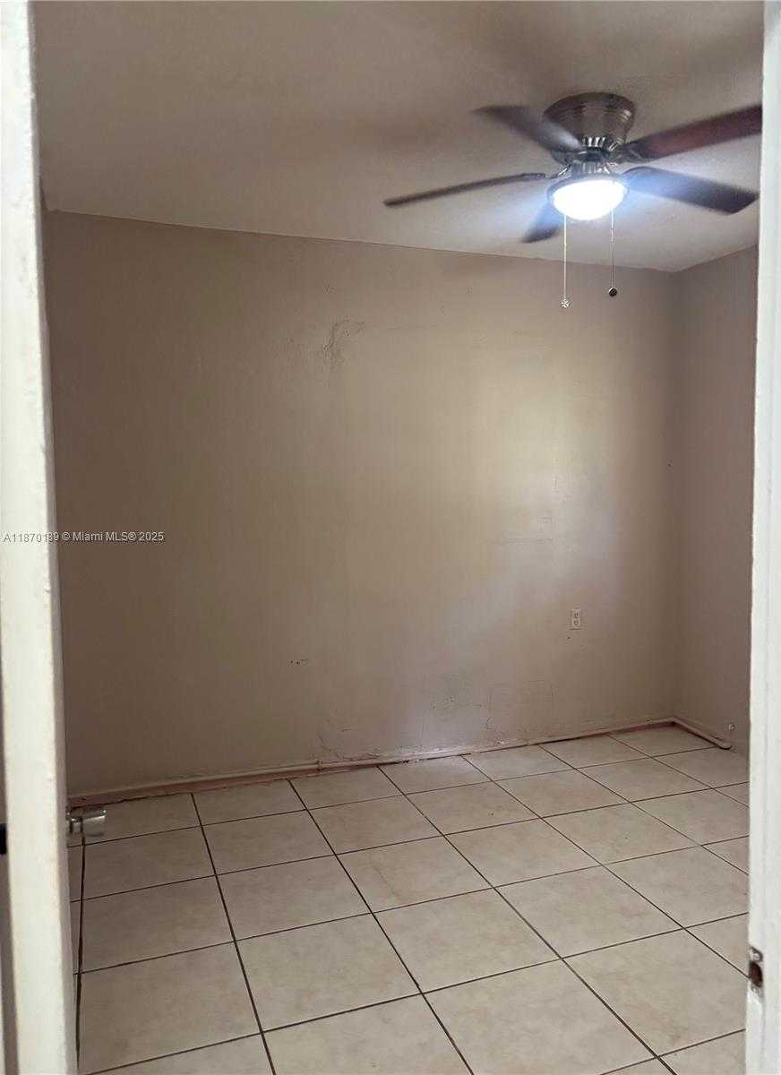 Small Image of 1181 NORTH EAST 154TH TER, North Miami Beach Number 4