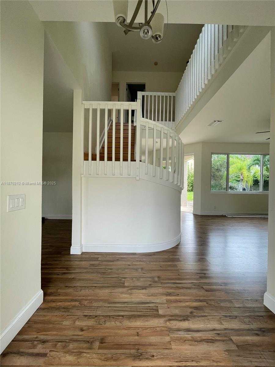 Small Image of 784 CHIMNEY ROCK RD, Weston Number 10