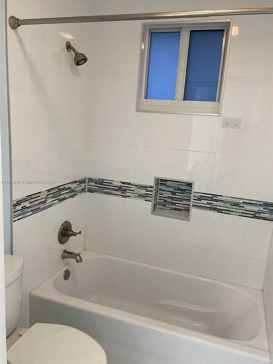 Small Image of 784 CHIMNEY ROCK RD, Weston Number 36