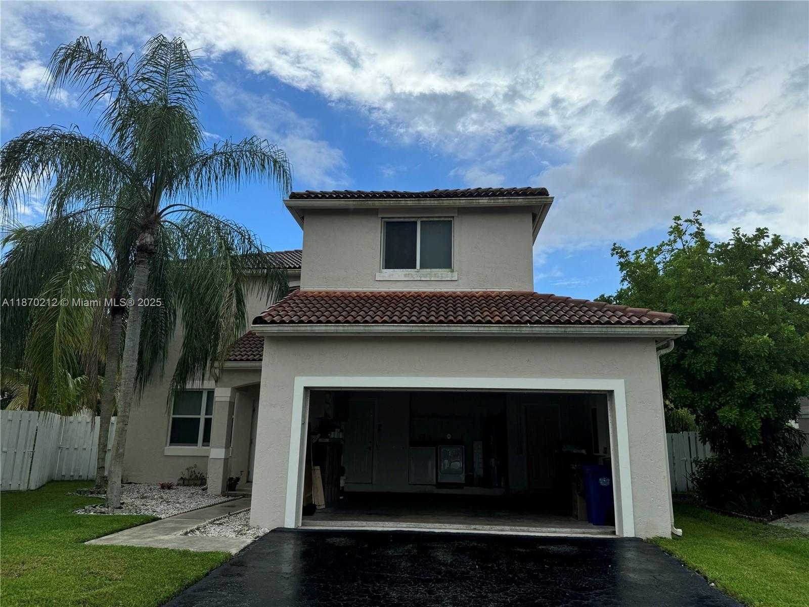 Small Image of 784 CHIMNEY ROCK RD, Weston Number 5