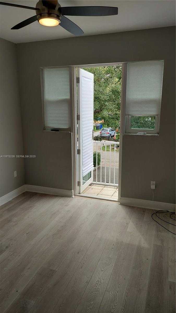 Small Image of 1115 NORTH 17TH #2, Hollywood Number 29