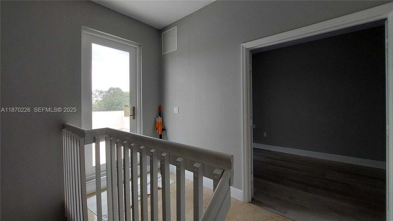 Small Image of 1115 NORTH 17TH #2, Hollywood Number 32