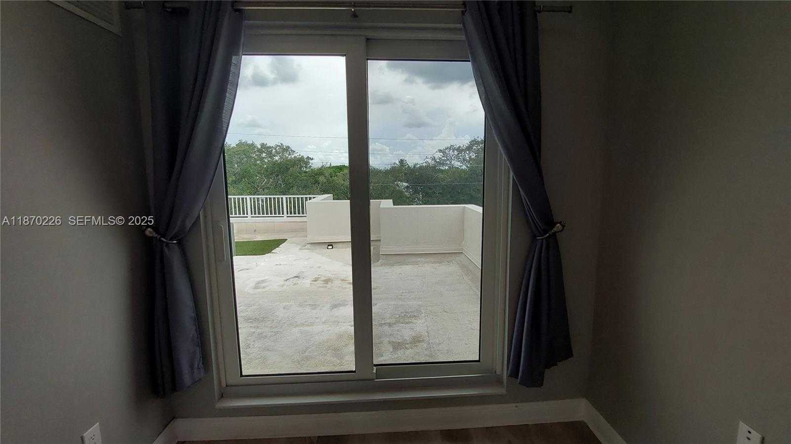 Small Image of 1115 NORTH 17TH #2, Hollywood Number 35