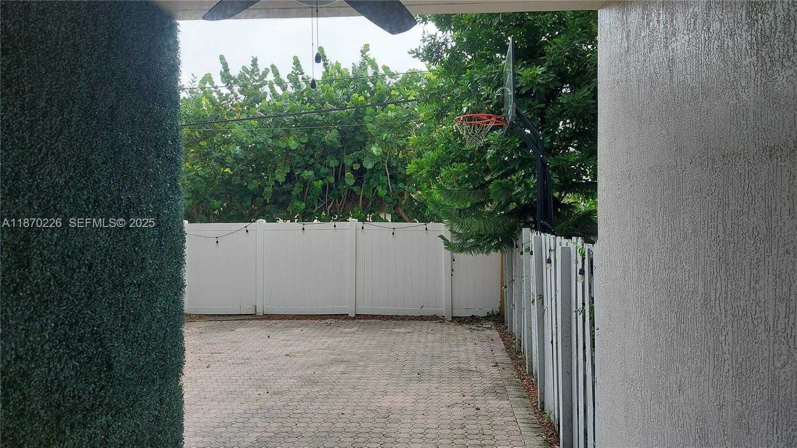 Small Image of 1115 NORTH 17TH #2, Hollywood Number 45