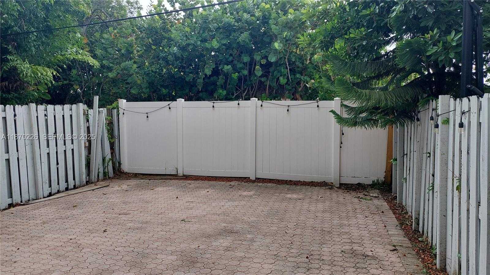 Small Image of 1115 NORTH 17TH #2, Hollywood Number 46