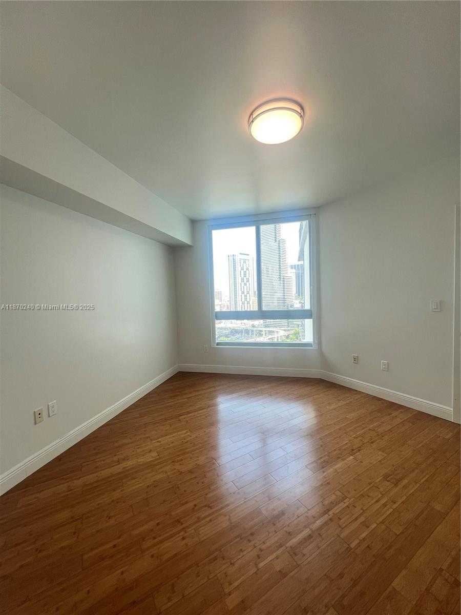 Small Image of 350 SOUTH MIAMI AVE #1905, Miami Number 12