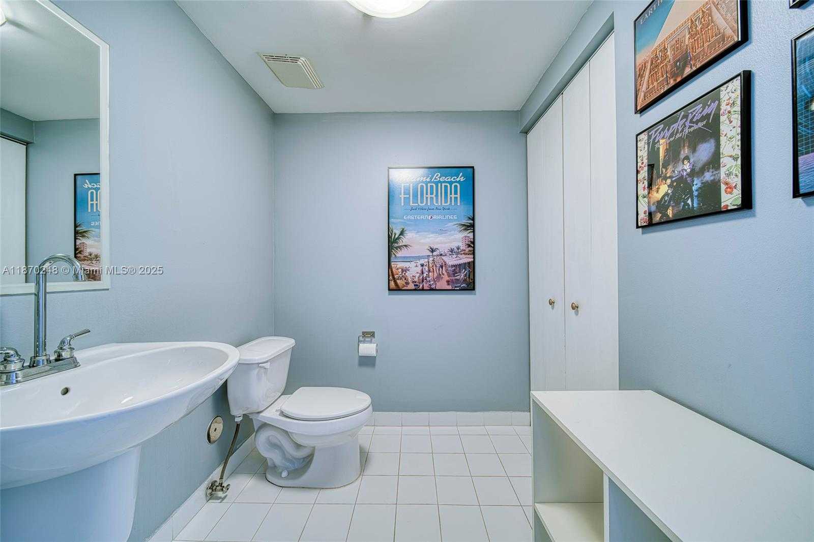 Small Image of 690 SOUTH WEST 1ST CT #1520, Miami Number 11
