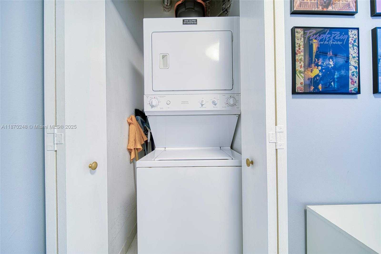Small Image of 690 SOUTH WEST 1ST CT #1520, Miami Number 12