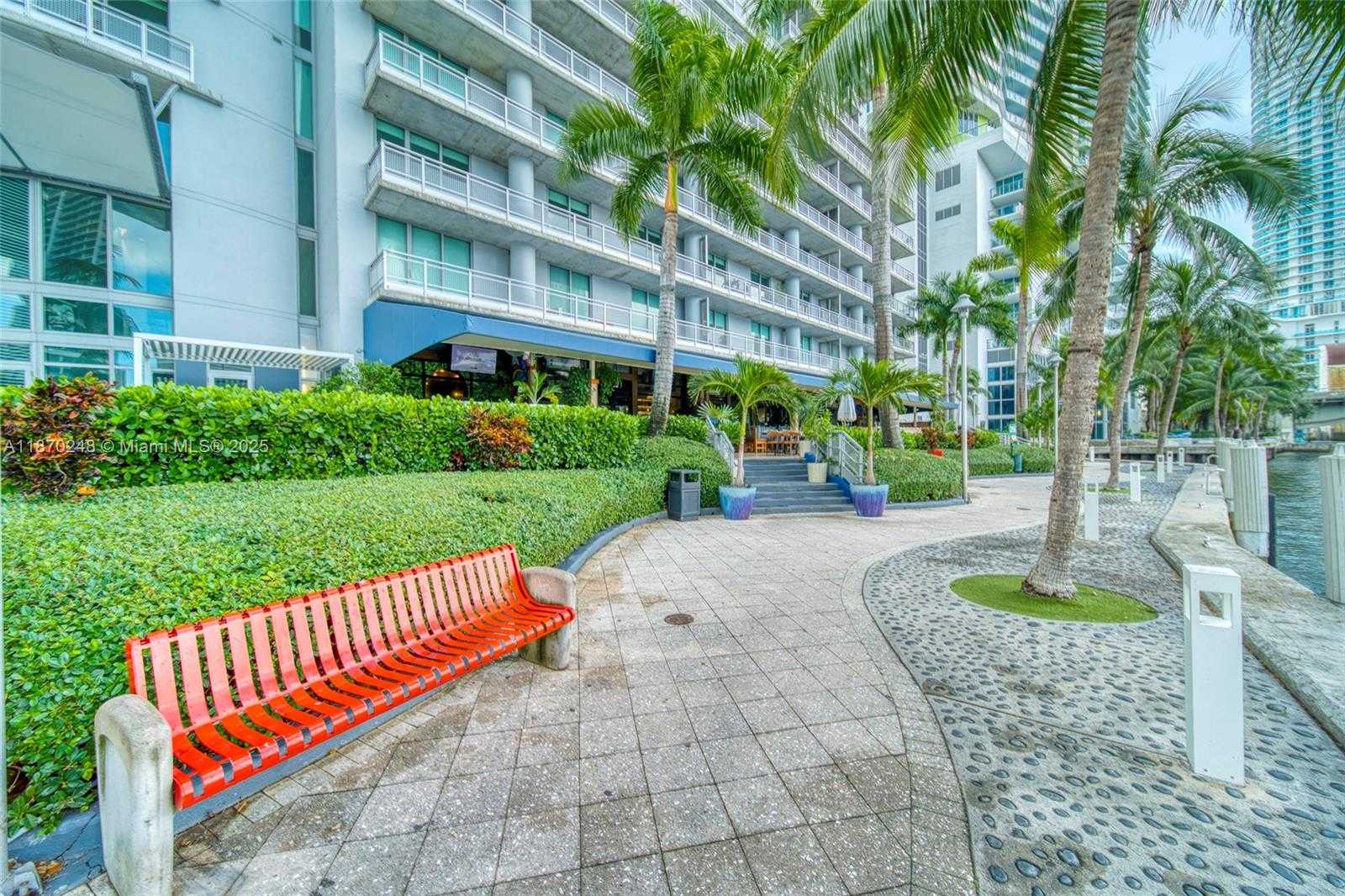 Small Image of 690 SOUTH WEST 1ST CT #1520, Miami Number 39