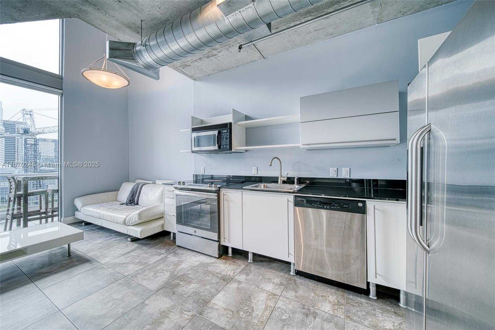 Small Image of 690 SOUTH WEST 1ST CT #1520, Miami Number 8