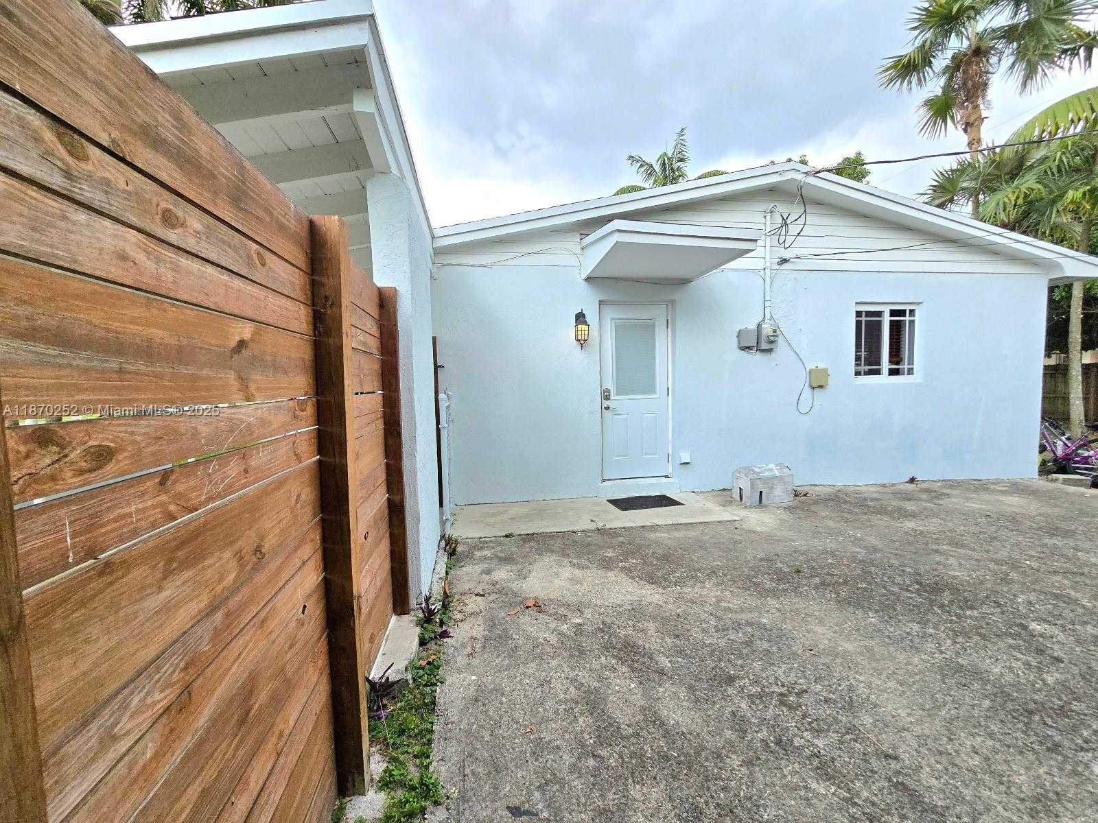 Small Image of 10330 SOUTH WEST 53RD ST #10330, Miami Number 25