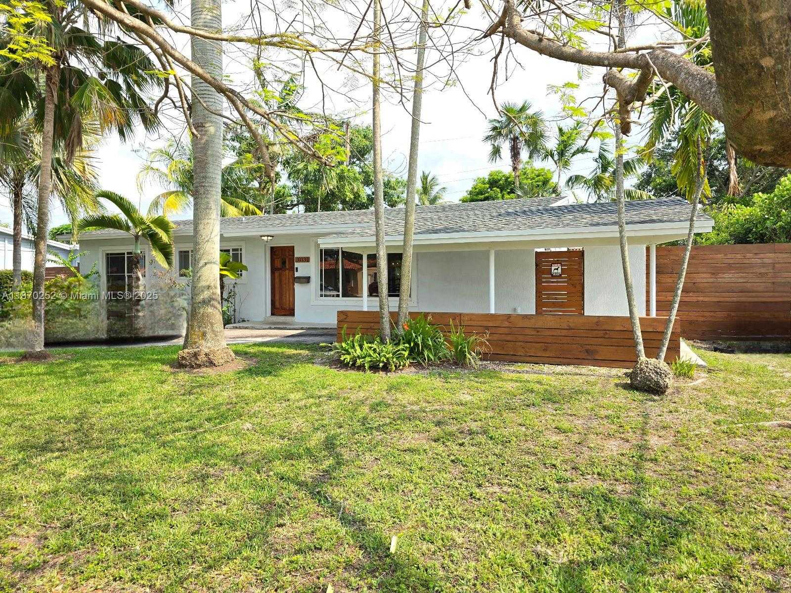 Small Image of 10330 SOUTH WEST 53RD ST #10330, Miami Number 26