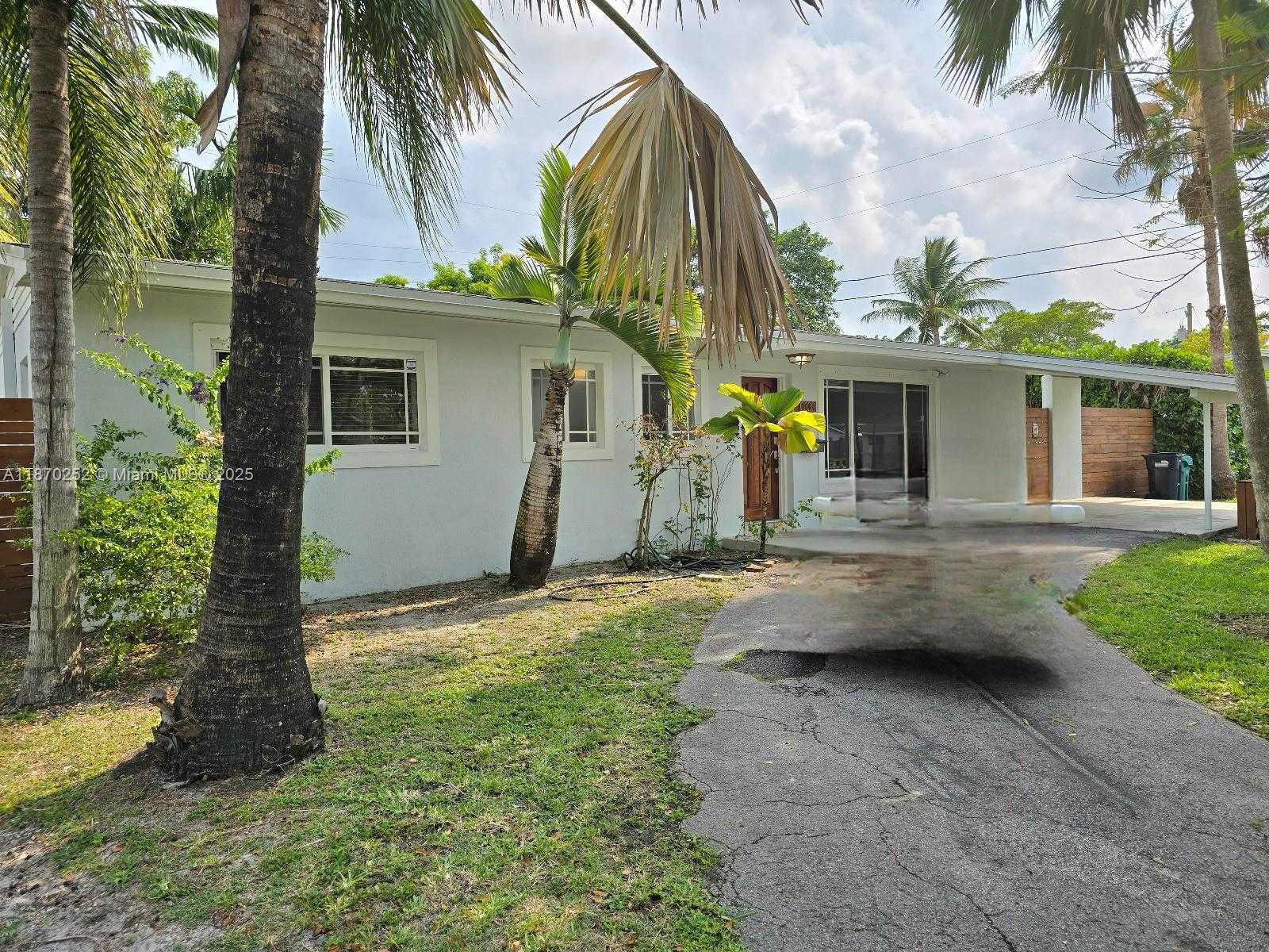 Small Image of 10330 SOUTH WEST 53RD ST #10330, Miami Number 3