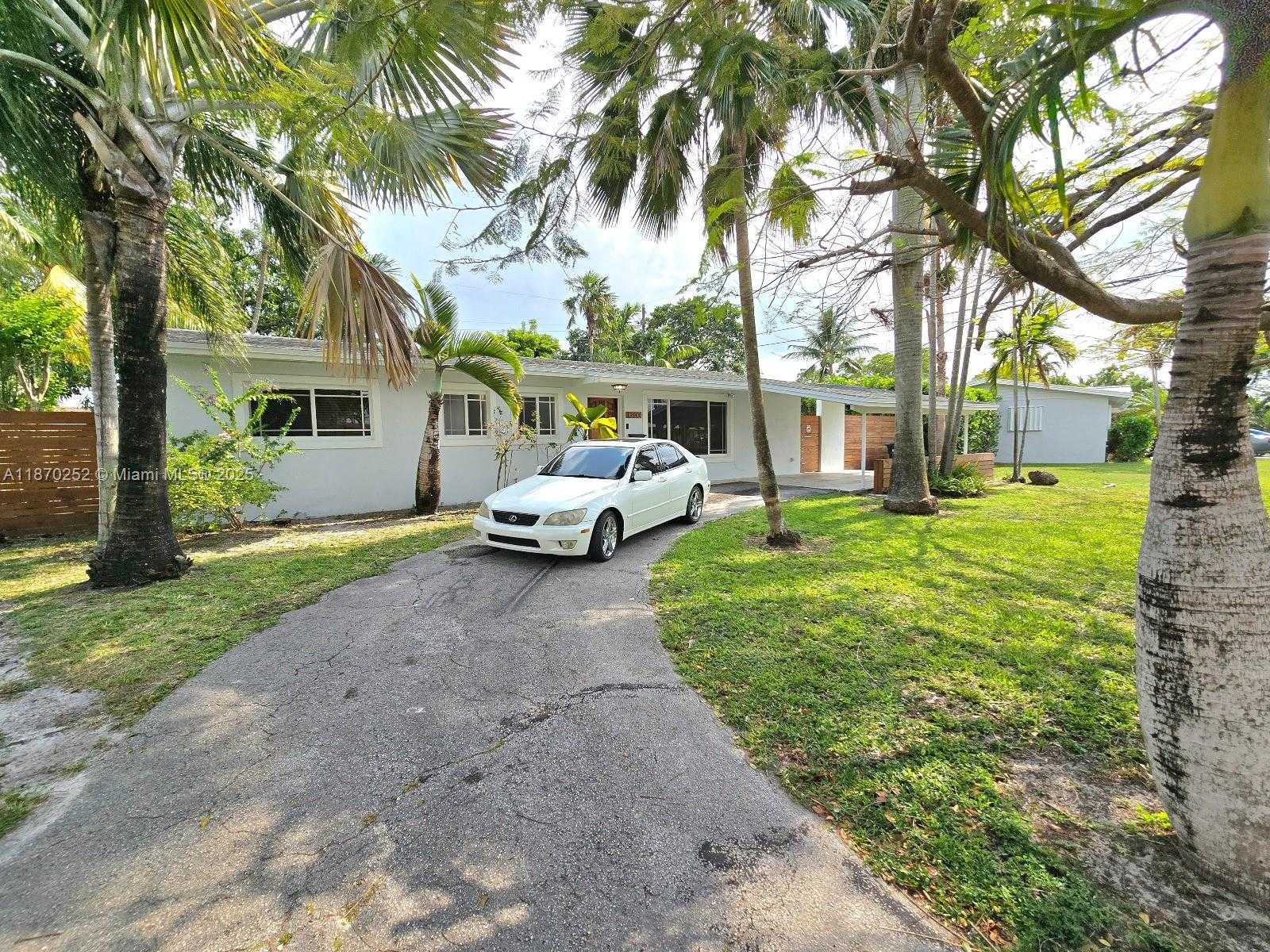 Small Image of 10330 SOUTH WEST 53RD ST #10330, Miami Number 4