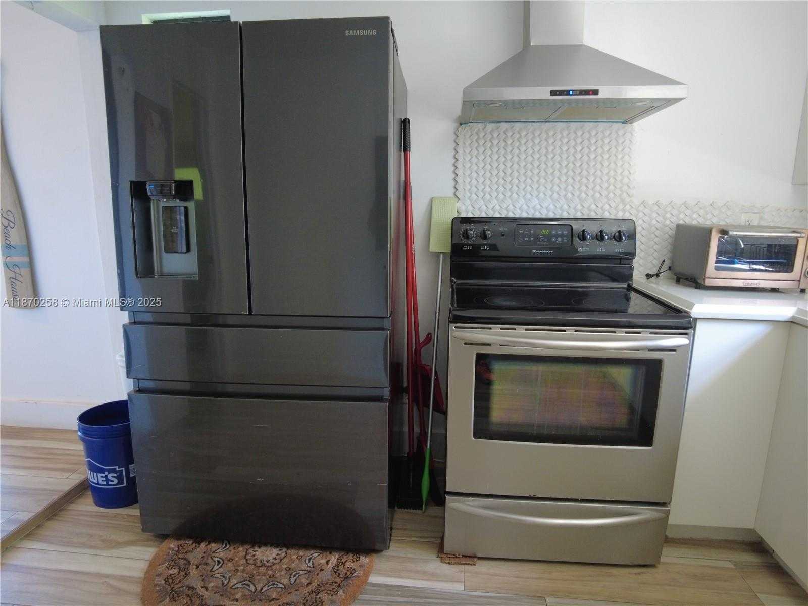 Small Image of 265 NORTH EAST 151ST ST #265, Miami Number 10