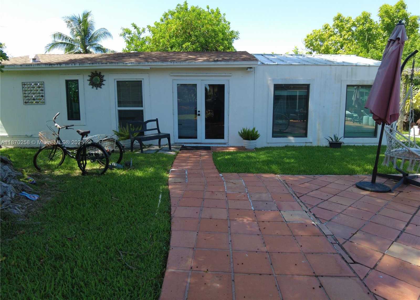 Small Image of 265 NORTH EAST 151ST ST #265, Miami Number 2