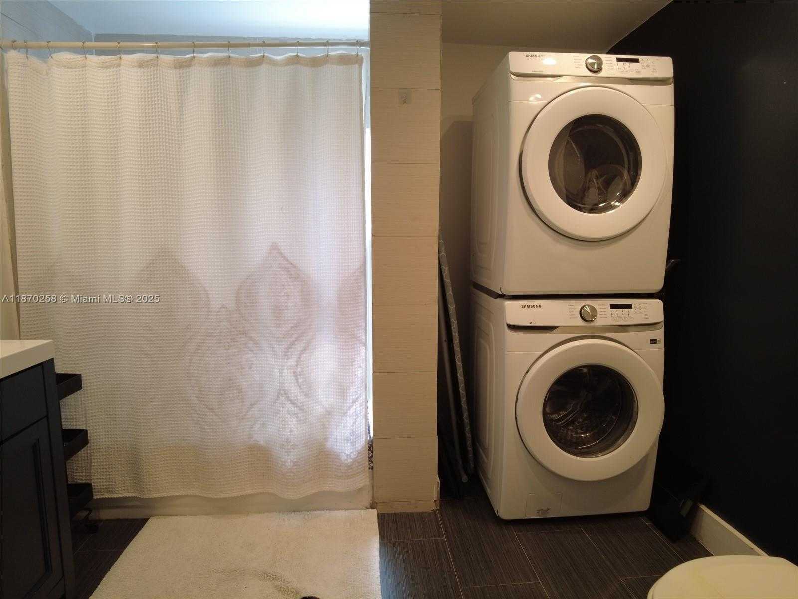 Small Image of 265 NORTH EAST 151ST ST #265, Miami Number 4