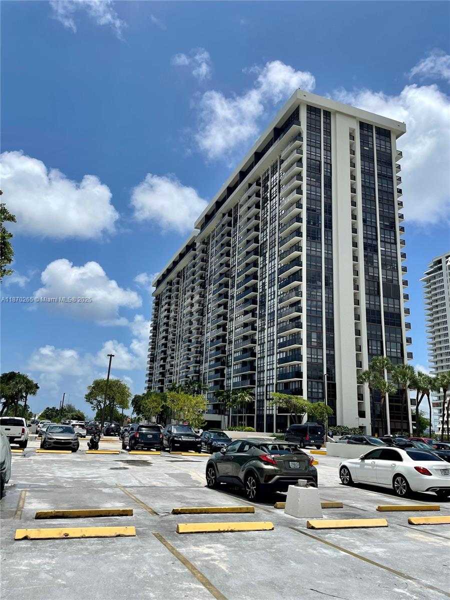 Small Image of 600 NORTH EAST 36TH ST #1603, Miami Number 13