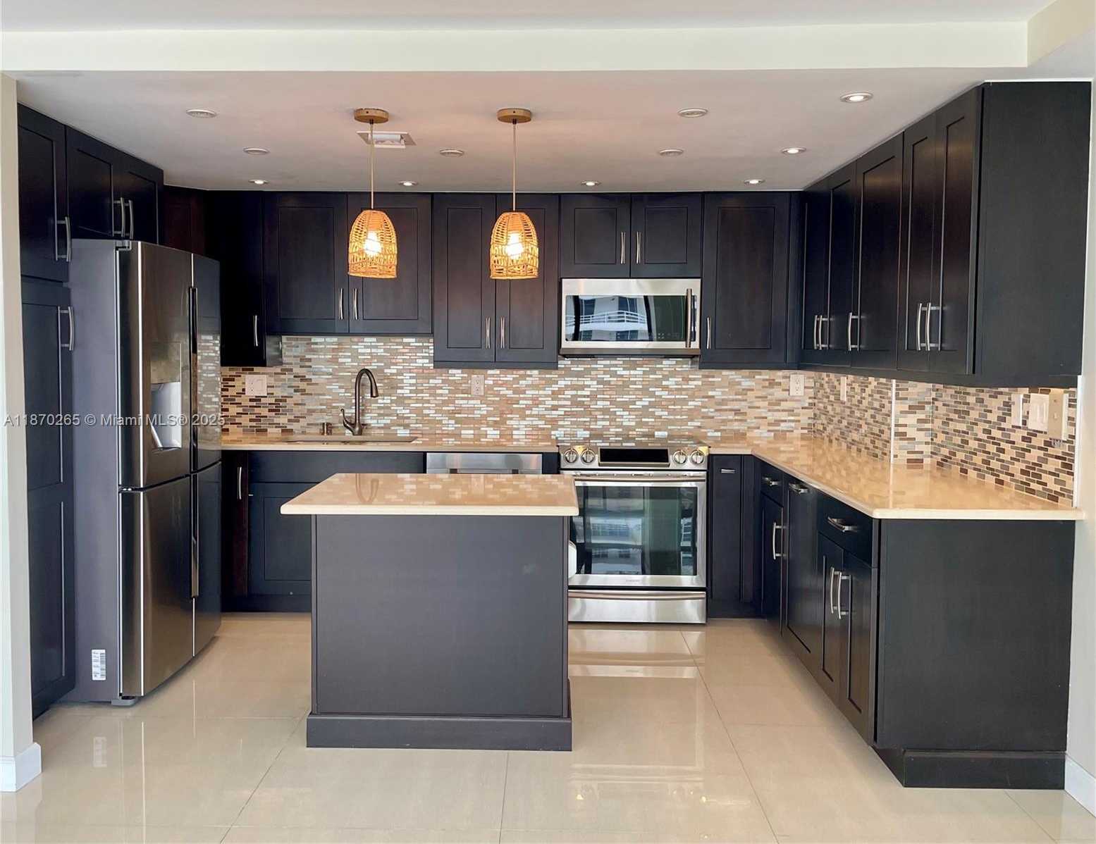 Small Image of 600 NORTH EAST 36TH ST #1603, Miami Number 2