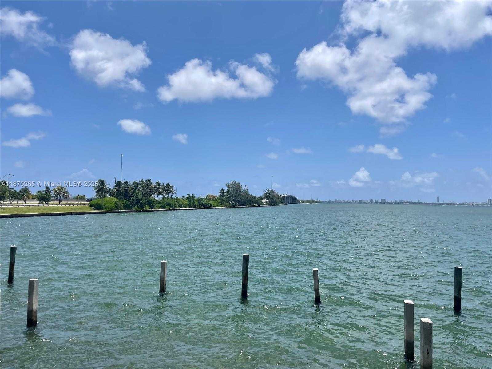 Small Image of 600 NORTH EAST 36TH ST #1603, Miami Number 20