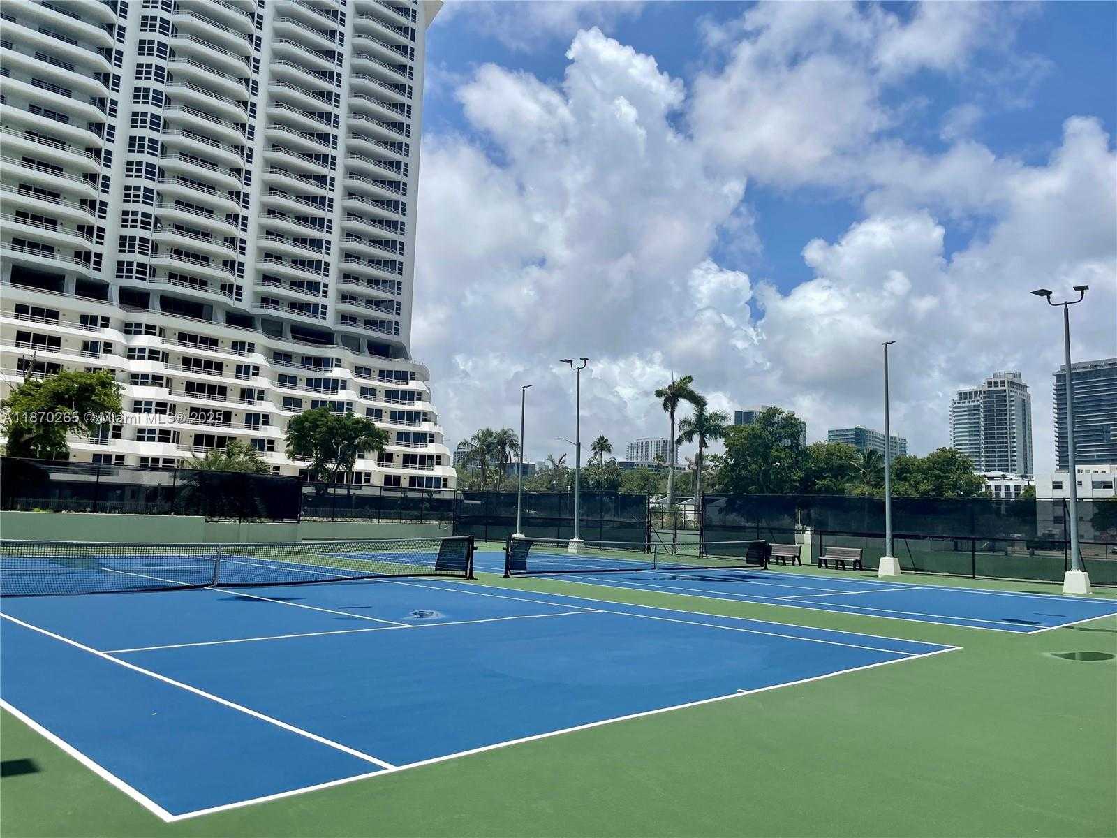 Small Image of 600 NORTH EAST 36TH ST #1603, Miami Number 22